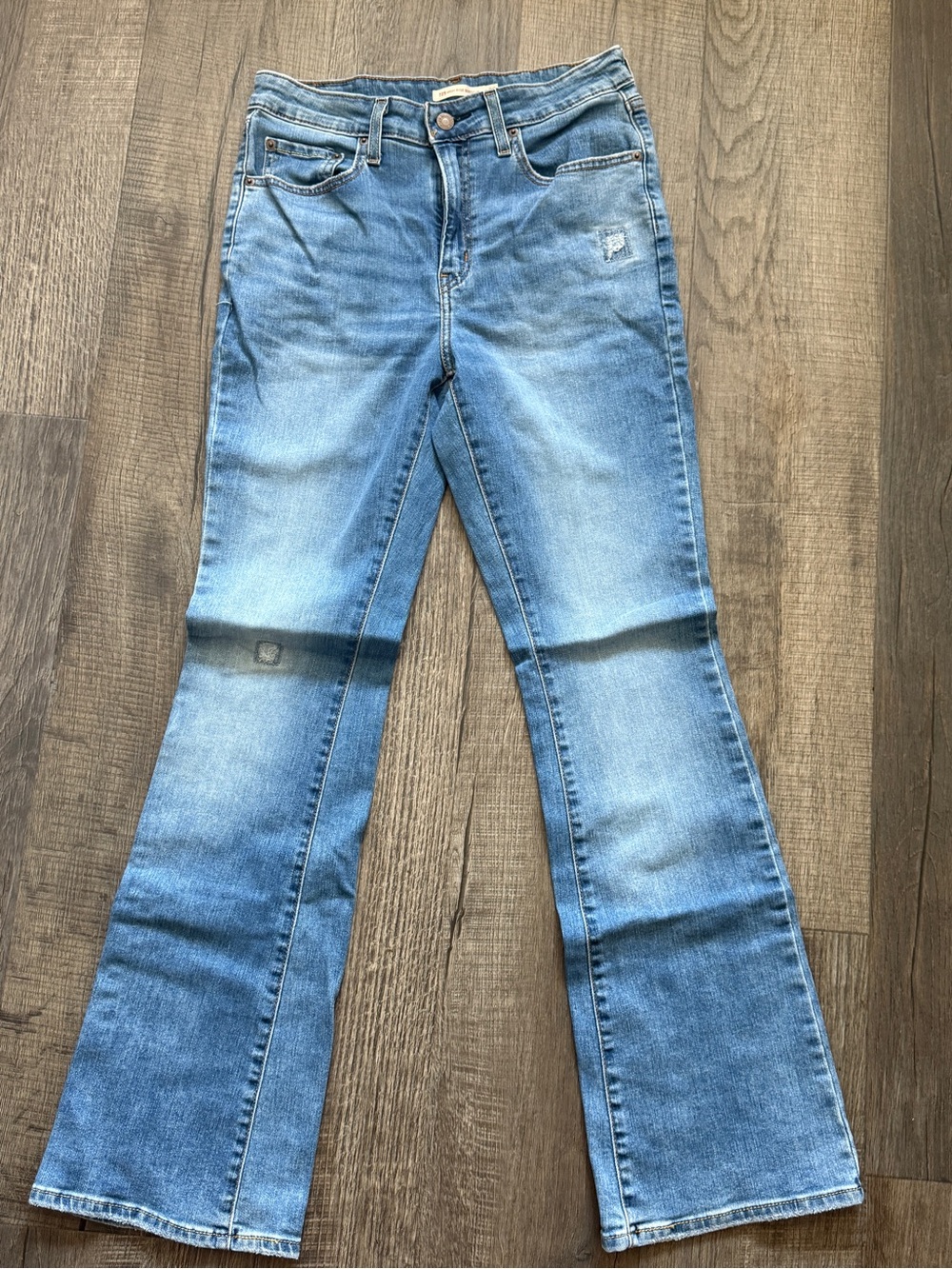 Levi’s 725 High Rise Bootcut Jeans Light Wash Distressed Size 29